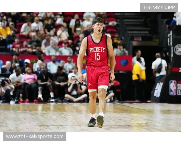 雄鹿赛后围圈祈祷！火箭杜兰特、谢泼德、阿门也加入，火箭雄鹿赛后采访