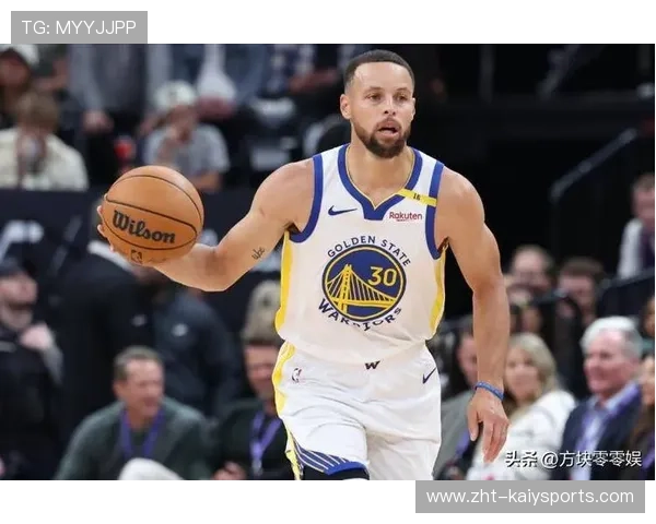 库里倒下?科尔发出严厉警告,库里让科尔捂头的一球 库里倒下?科尔发出严厉警告,库里让科尔捂头的一球