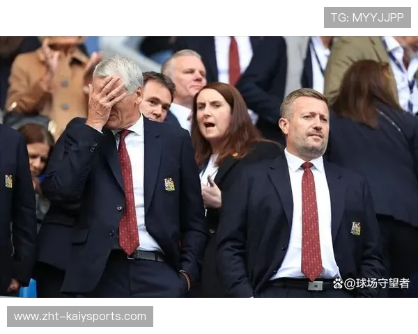 药厂的无情时间表：滕哈赫首胜未至就被换下